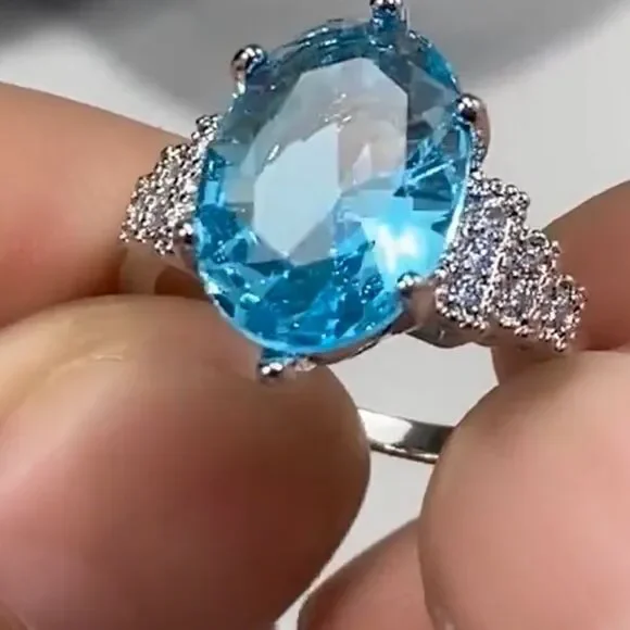 GORGEOUS ❤️925 Sterling Silver Sea Blue Aquamarine Ring Oval - Picture 10 of 10